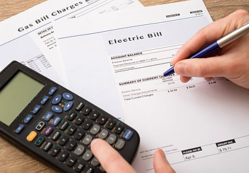 7 Quick and Effective Ways to Lower Your Monthly Bills